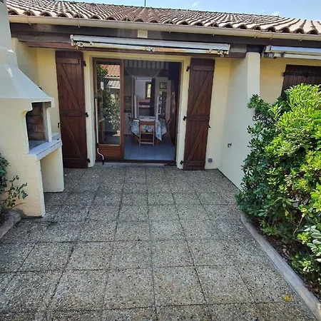 Pavillon Proche ~ Hameau Du Soleil